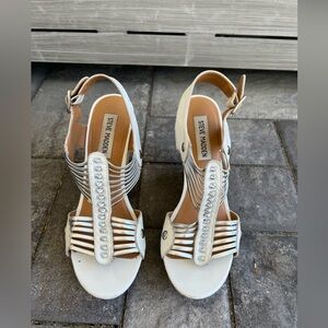 STEVE MADDEN-platform sandals